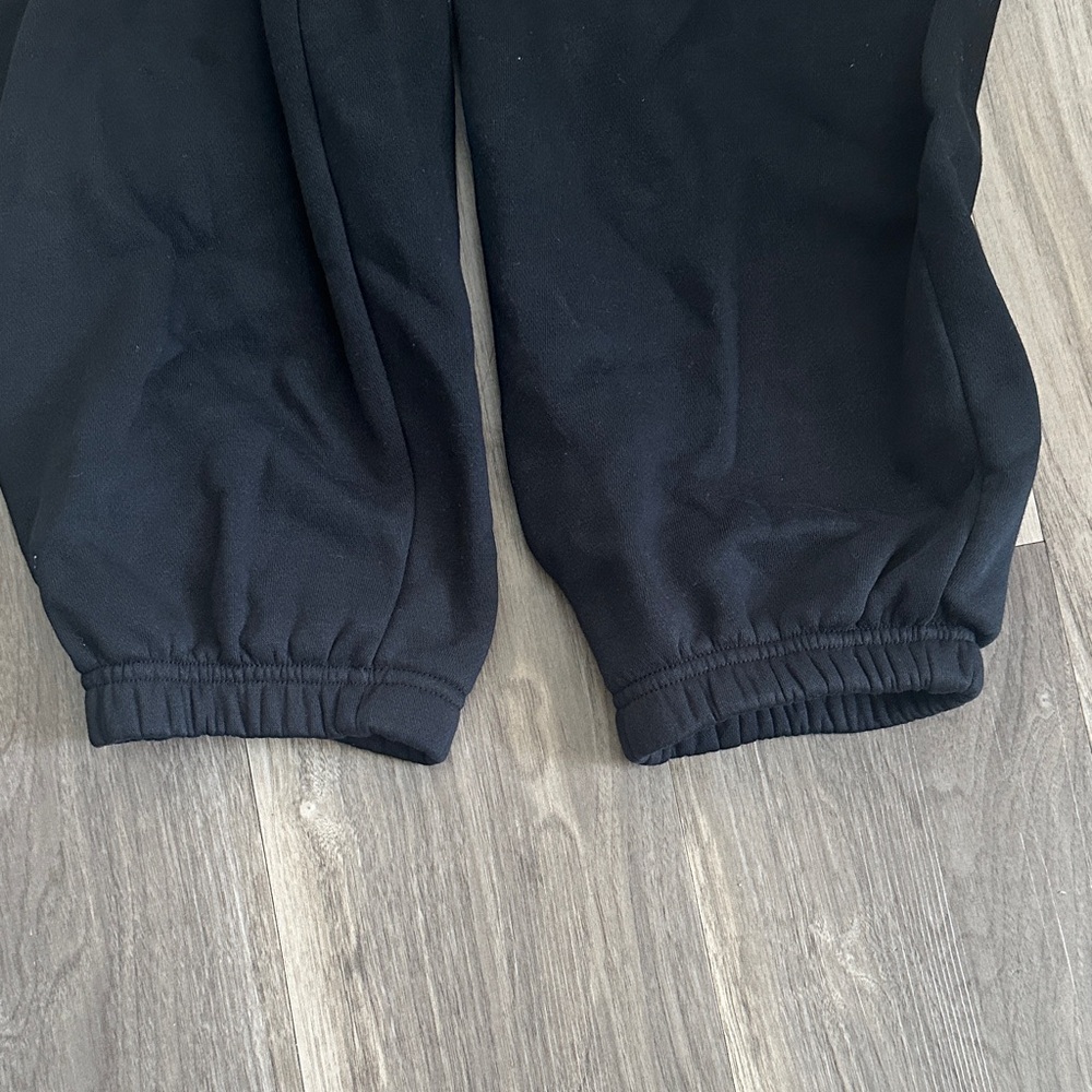 Nike women’s  Black Sweatpants with White Logo XS - Picture 4 of 4